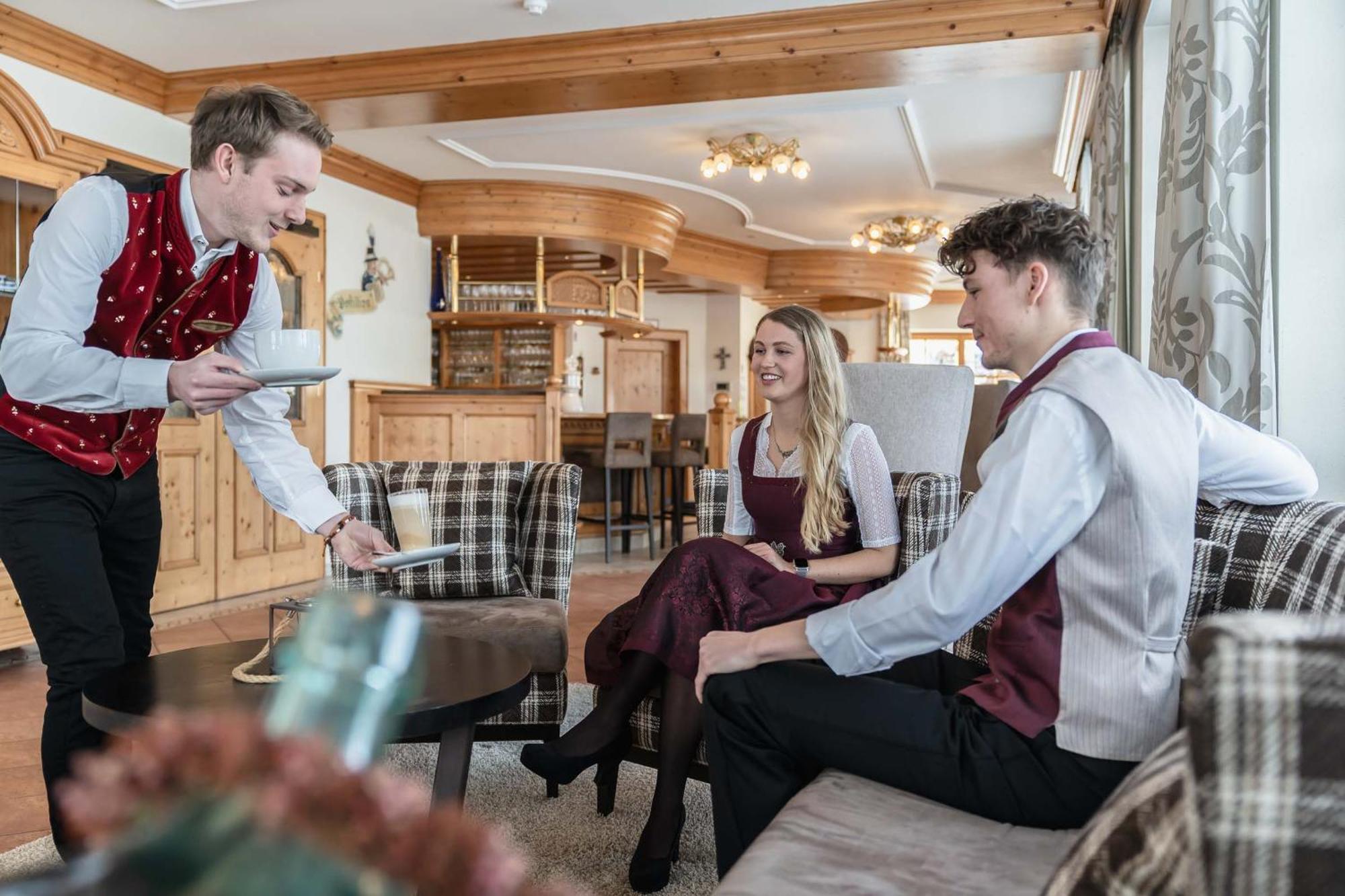 Posthotel Hofherr Konigsdorf Екстериор снимка
