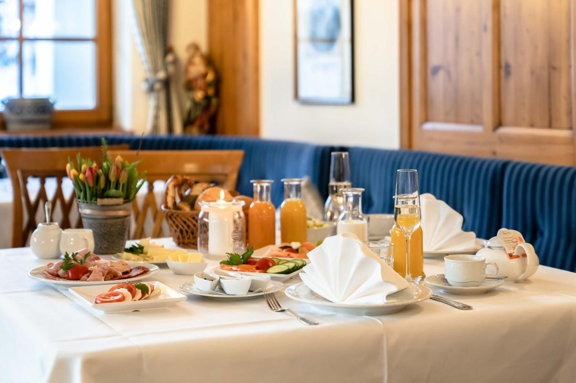 Posthotel Hofherr Konigsdorf Екстериор снимка