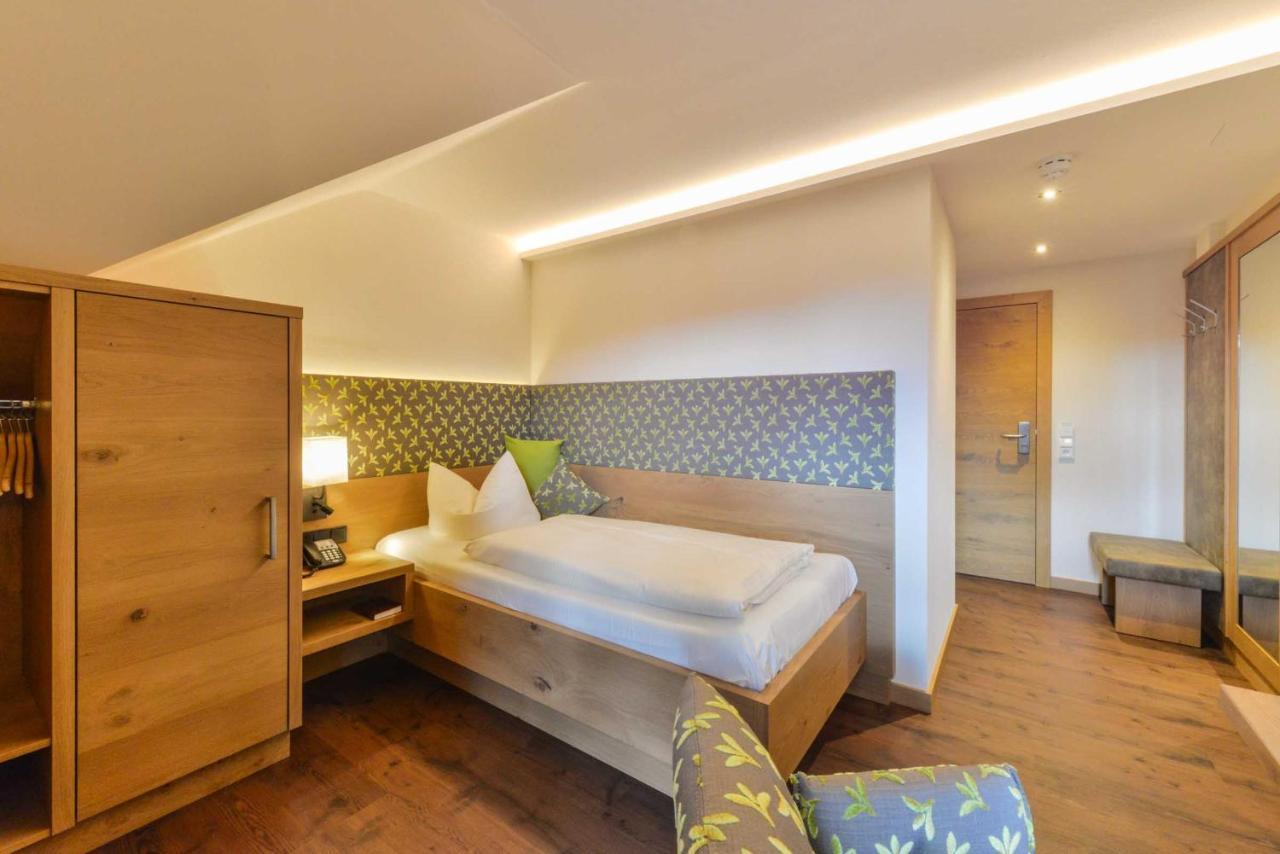 Posthotel Hofherr Konigsdorf Екстериор снимка