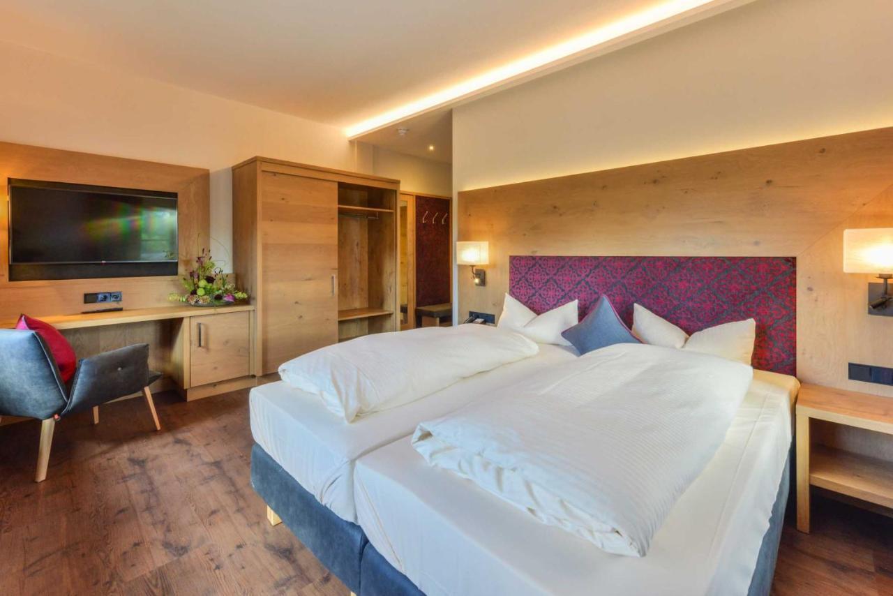 Posthotel Hofherr Konigsdorf Екстериор снимка